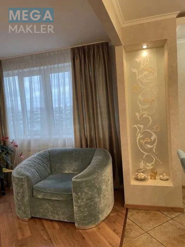 Оренда 2 кімнатної квартири, люкс, <a class="location-link" href="/kiev/" title="Недвижимость Київ">Київ</a>, <a class="location-link" href="/kiev/dneprovskij/" title="Недвижимость Дніпровський район">Дніпровський р-н</a>, вул. Шумського 1, ЖК Аквамарин ( <img src="https://megamakler.com.ua/metro/ff0000.gif" alt="" class="metro" /> м. Левобережная, 15 хв. ) (изображение 4)