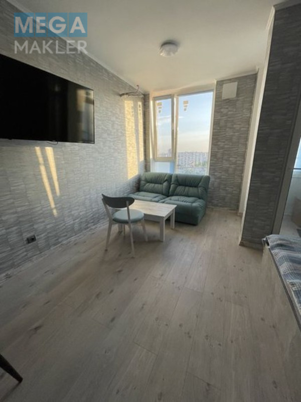 Оренда 1 кімнатної квартири, люкс, <a class="location-link" href="/kiev/" title="Недвижимость Київ">Київ</a>, <a class="location-link" href="/kiev/dneprovskij/" title="Недвижимость Дніпровський район">Дніпровський р-н</a>, пр. Соборності 17к2, ЖК Комфорт Таун ( <img src="https://megamakler.com.ua/metro/ff0000.gif" alt="" class="metro" /> м. Левобережная, 15-20 хв. ) (изображение 4)