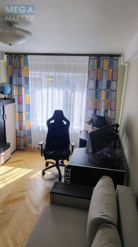 Продаж 2 кімнатної квартири (46/30/6), 3 пов. 5 пов. будинку, <a class="location-link" href="/kiev/" title="Недвижимость Київ">Київ</a>, <a class="location-link" href="/kiev/dneprovskij/" title="Недвижимость Дніпровський район">Дніпровський р-н</a>, Верховної Ради бульв., 14 (изображение 11)