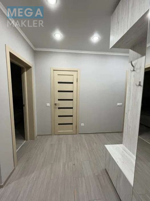 Оренда 2 кімнатної квартири, люкс, <a class="location-link" href="/kiev/" title="Недвижимость Київ">Київ</a>, <a class="location-link" href="/kiev/dneprovskij/" title="Недвижимость Дніпровський район">Дніпровський р-н</a>, вул. Регенераторна 4к3, ЖК Комфорт Таун ( <img src="https://megamakler.com.ua/metro/ff0000.gif" alt="" class="metro" /> м. Левобережная, 15-20 хв. ) (изображение 6)