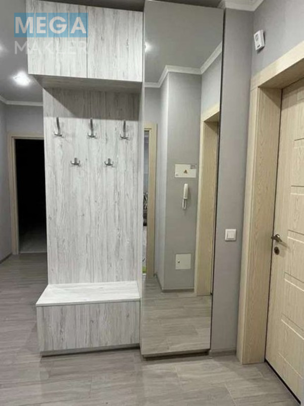 Оренда 2 кімнатної квартири, люкс, <a class="location-link" href="/kiev/" title="Недвижимость Київ">Київ</a>, <a class="location-link" href="/kiev/dneprovskij/" title="Недвижимость Дніпровський район">Дніпровський р-н</a>, вул. Регенераторна 4к3, ЖК Комфорт Таун ( <img src="https://megamakler.com.ua/metro/ff0000.gif" alt="" class="metro" /> м. Левобережная, 15-20 хв. ) (изображение 7)