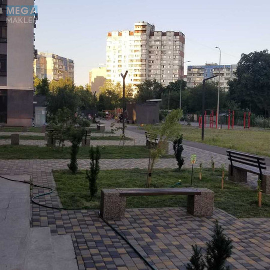 Оренда 1 кімнатної квартири, <a class="location-link" href="/kiev/" title="Недвижимость Київ">Київ</a>, <a class="location-link" href="/kiev/obolonskij/" title="Недвижимость Оболонський район">Оболонський р-н</a>, Миколи Гулака вул., 4 (изображение 12)