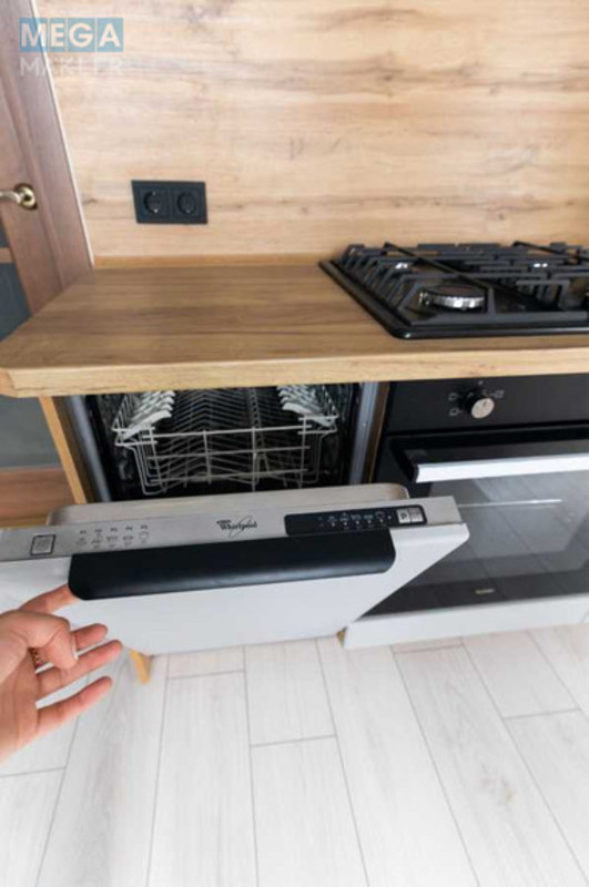 Продаж 3 кімнатної квартири (97/65/18), 4 пов. 6 пов. будинку, <a class="location-link" href="/sofievskaya-borshagovka/" title="Недвижимость Софіївська Борщагівка">Софіївська Борщагівка</a>, Провулок Шкільний, 1А (изображение 4)