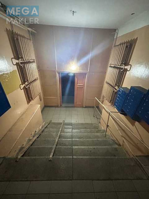 Продаж 2 кімнатної квартири (46/28/7), 3 пов. 9 пов. будинку, <a class="location-link" href="/kiev/" title="Недвижимость Київ">Київ</a>, <a class="location-link" href="/kiev/dneprovskij/" title="Недвижимость Дніпровський район">Дніпровський р-н</a>, Перова бульв., 16 (изображение 3)