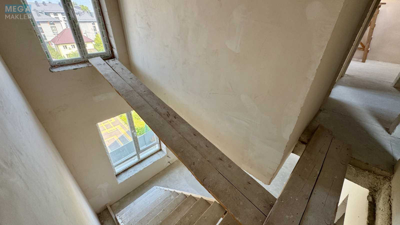 Продаж 3 кімнатної квартири (82/37/29), 4 пов. 4 пов. будинку, <a class="location-link" href="/kiev/" title="Недвижимость Київ">Київ</a>, <a class="location-link" href="/kiev/solomenskij/" title="Недвижимость Солом'янський район">Солом'янський р-н</a>, Ивана Билыка ул., 11 (изображение 5)