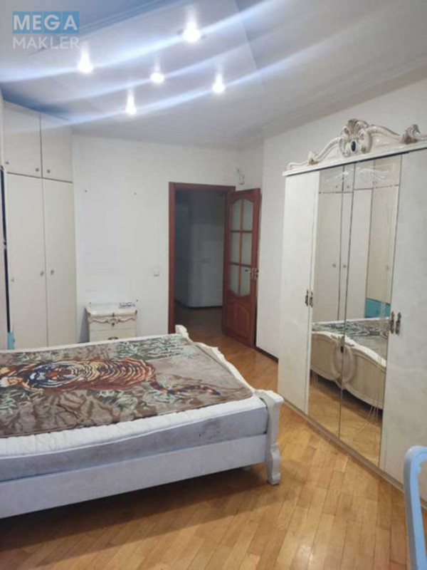 Оренда 3 кімнатної квартири, <a class="location-link" href="/kiev/" title="Недвижимость Київ">Київ</a>, <a class="location-link" href="/kiev/darnickij/" title="Недвижимость Дарницький район">Дарницький р-н</a>, Николая Бажана просп., 16 (изображение 3)