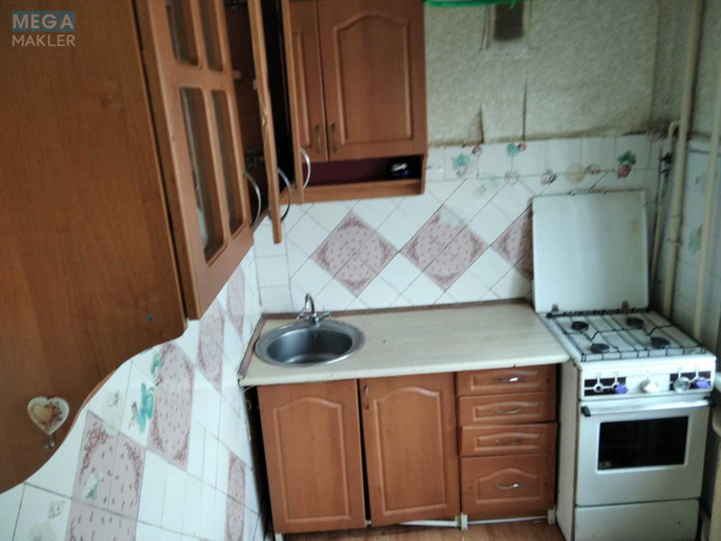 Оренда кімнати (підселення), <a class="location-link" href="/kiev/" title="Недвижимость Київ">Київ</a>, <a class="location-link" href="/kiev/dneprovskij/" title="Недвижимость Дніпровський район">Дніпровський р-н</a>, Перова бульв., 25 (изображение 2)