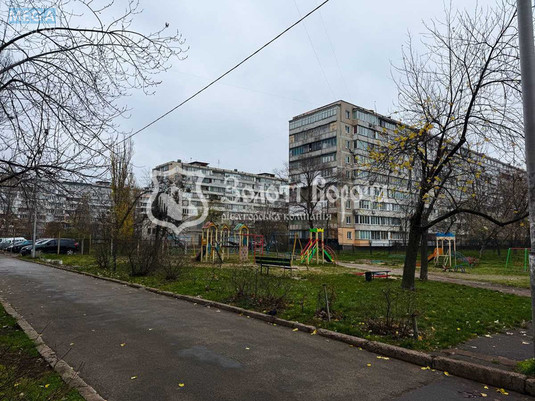 Продаж 3 кімнатної квартири (68,6/47,9/7,5), 1 пов. 9 пов. будинку, <a class="location-link" href="/kiev/" title="Недвижимость Київ">Київ</a>, <a class="location-link" href="/kiev/dneprovskij/" title="Недвижимость Дніпровський район">Дніпровський р-н</a>, Павла Тичини просп., 26 (изображение 24)