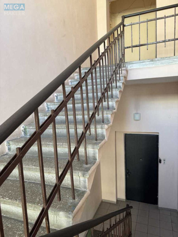 Продаж 3 кімнатної квартири (76/43/10), 4 пов. 4 пов. будинку, <a class="location-link" href="/kiev/" title="Недвижимость Київ">Київ</a>, <a class="location-link" href="/kiev/pecherskij/" title="Недвижимость Печерський район">Печерський р-н</a>, Івана Мазепи вул., 12 (изображение 10)