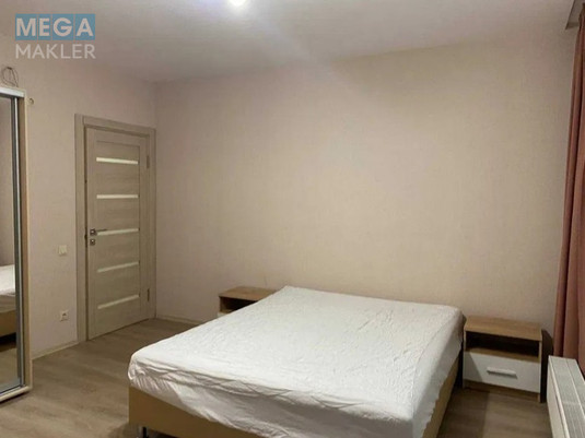 Оренда 2 кімнатної квартири, люкс, <a class="location-link" href="/kiev/" title="Недвижимость Київ">Київ</a>, <a class="location-link" href="/kiev/dneprovskij/" title="Недвижимость Дніпровський район">Дніпровський р-н</a>, вул. Сверстюка 6, ЖК Галактика ( <img src="https://megamakler.com.ua/metro/ff0000.gif" alt="" class="metro" /> м. Левобережная, 5-10 хв. ) (изображение 4)