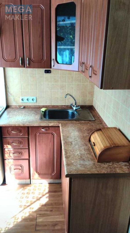 Продаж 1 кімнатної квартири (30/15/6), 3 пов. 5 пов. будинку, <a class="location-link" href="/kiev/" title="Недвижимость Київ">Київ</a>, <a class="location-link" href="/kiev/dneprovskij/" title="Недвижимость Дніпровський район">Дніпровський р-н</a>, Празька вул., 25 (изображение 4)