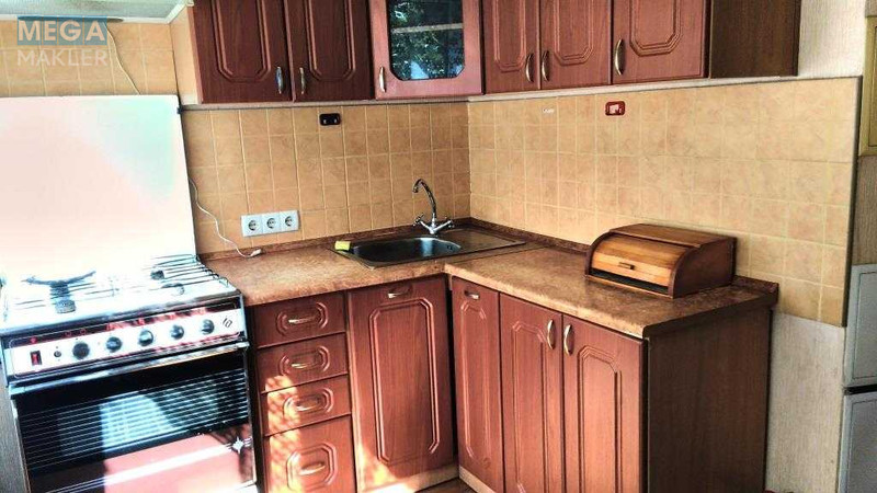 Продаж 1 кімнатної квартири (30/15/6), 3 пов. 5 пов. будинку, <a class="location-link" href="/kiev/" title="Недвижимость Київ">Київ</a>, <a class="location-link" href="/kiev/dneprovskij/" title="Недвижимость Дніпровський район">Дніпровський р-н</a>, Празька вул., 25 (изображение 5)