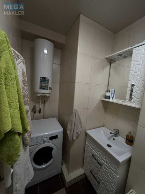 Продаж 2 кімнатної квартири (45/29/7), 5 пов. 5 пов. будинку, <a class="location-link" href="/kiev/" title="Недвижимость Київ">Київ</a>, <a class="location-link" href="/kiev/svyatoshinskij/" title="Недвижимость Святошинський район">Святошинський р-н</a>, Зодчих вул. (изображение 7)