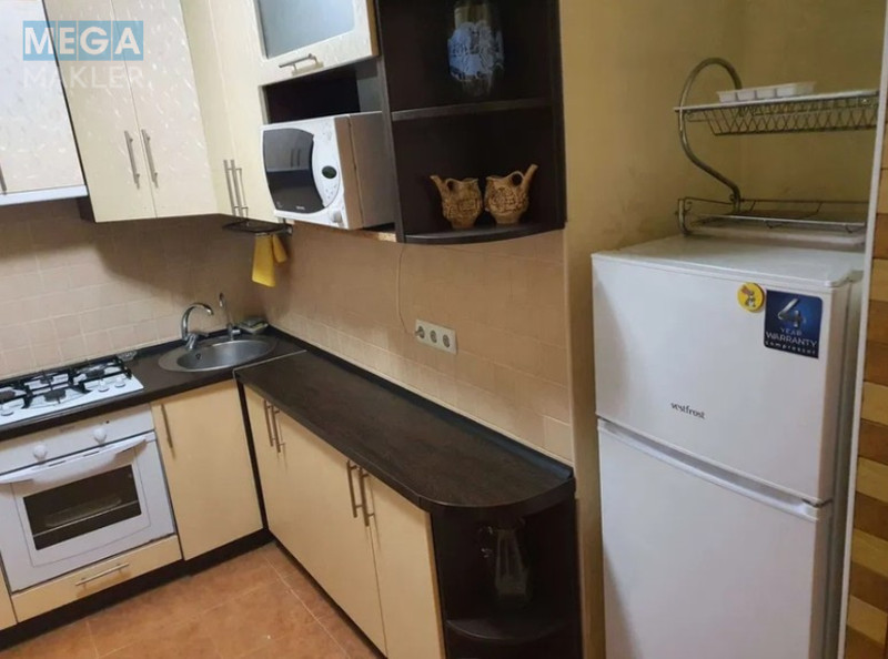 Оренда 2 кімнатної квартири, стандарт, <a class="location-link" href="/kiev/" title="Недвижимость Київ">Київ</a>, <a class="location-link" href="/kiev/dneprovskij/" title="Недвижимость Дніпровський район">Дніпровський р-н</a>, Русанівський бульвар 6, Русанівка ( <img src="https://megamakler.com.ua/metro/ff0000.gif" alt="" class="metro" /> м. Левобережная, 15 хв. ) (изображение 4)