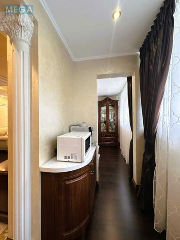 Оренда 3 кімнатної квартири, <a class="location-link" href="/kiev/" title="Недвижимость Київ">Київ</a>, <a class="location-link" href="/kiev/solomenskij/" title="Недвижимость Солом'янський район">Солом'янський р-н</a>, Миколи Голего вул., 12 (изображение 11)