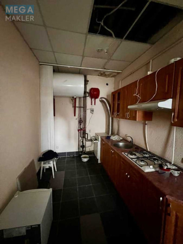 Продаж дома, 3&nbsp;поверху, 536&nbsp;кв.м, 11&nbsp;кімнат, ділянка 22&nbsp;сотки, <a class="location-link" href="/ranevichi/" title="Недвижимость Раневичі">Раневичі</a>, Садова, 1 (изображение 23)