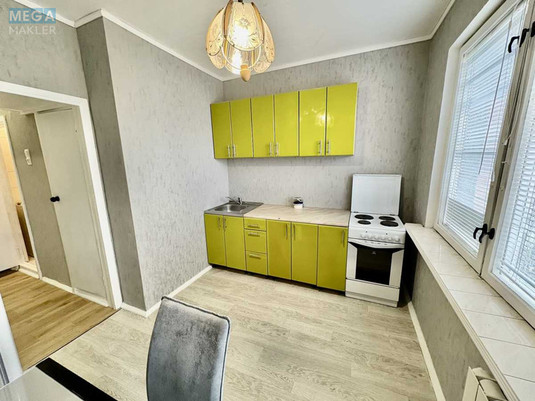 Оренда 2 кімнатної квартири, <a class="location-link" href="/kiev/" title="Недвижимость Київ">Київ</a>, <a class="location-link" href="/kiev/solomenskij/" title="Недвижимость Солом'янський район">Солом'янський р-н</a>, Вадима Гетьмана вул., 42 (изображение 2)