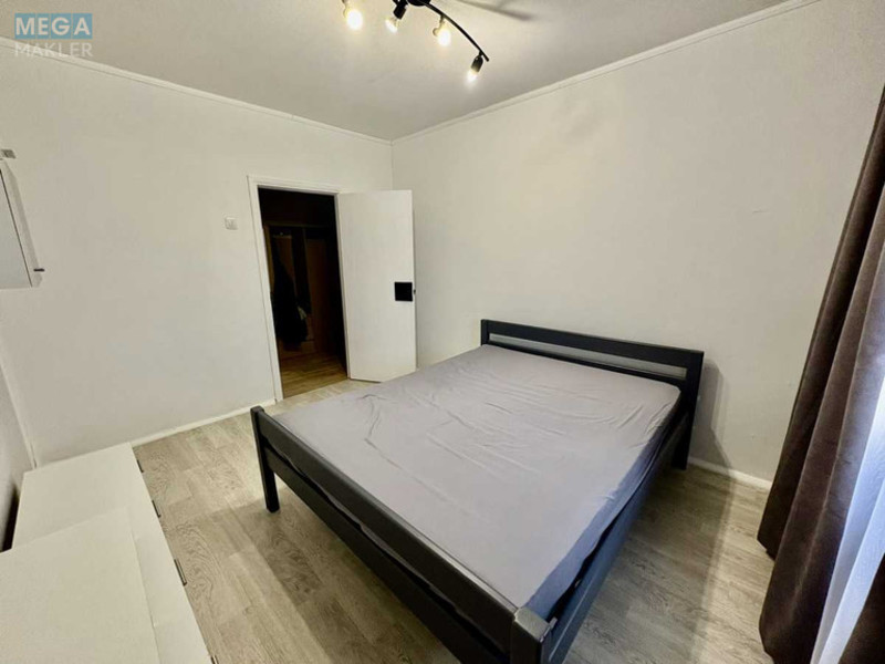 Оренда 2 кімнатної квартири, <a class="location-link" href="/kiev/" title="Недвижимость Київ">Київ</a>, <a class="location-link" href="/kiev/solomenskij/" title="Недвижимость Солом'янський район">Солом'янський р-н</a>, Вадима Гетьмана вул., 42 (изображение 9)