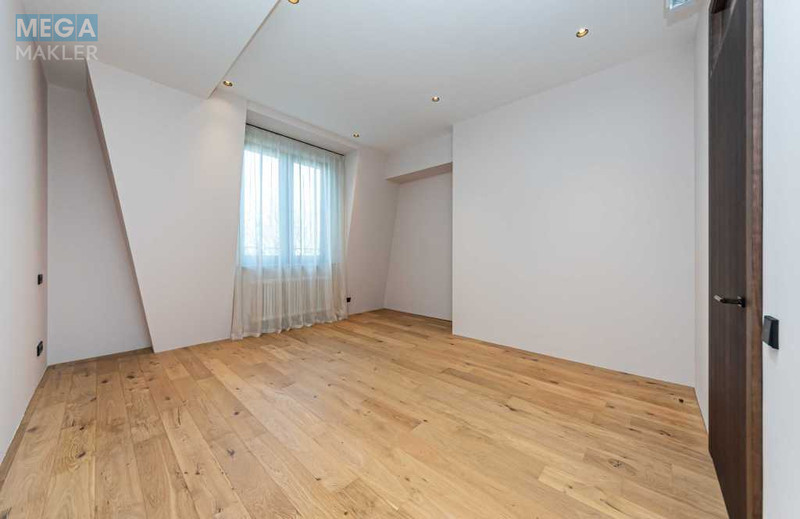 Оренда 5 кімнатної квартири, <a class="location-link" href="/kiev/" title="Недвижимость Київ">Київ</a>, <a class="location-link" href="/kiev/shevchenkovskij/" title="Недвижимость Шевченківський район">Шевченківський р-н</a>, Ярославов Вал ул., 16 (изображение 15)