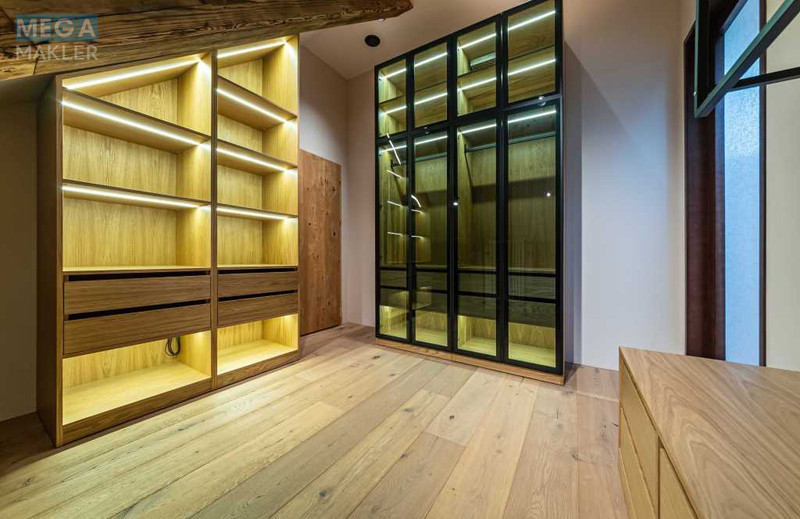 Оренда 5 кімнатної квартири, <a class="location-link" href="/kiev/" title="Недвижимость Київ">Київ</a>, <a class="location-link" href="/kiev/shevchenkovskij/" title="Недвижимость Шевченківський район">Шевченківський р-н</a>, Ярославов Вал ул., 16 (изображение 16)