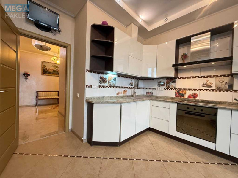 Продаж 3 кімнатної квартири (112/56/16), 16 пов. 24 пов. будинку, <a class="location-link" href="/kiev/" title="Недвижимость Київ">Київ</a>, <a class="location-link" href="/kiev/goloseevskij/" title="Недвижимость Голосіївський район">Голосіївський р-н</a>, Науки просп., 30 (изображение 6)