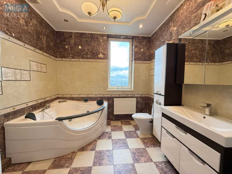 Продаж 3 кімнатної квартири (112/56/16), 16 пов. 24 пов. будинку, <a class="location-link" href="/kiev/" title="Недвижимость Київ">Київ</a>, <a class="location-link" href="/kiev/goloseevskij/" title="Недвижимость Голосіївський район">Голосіївський р-н</a>, Науки просп., 30 (изображение 19)