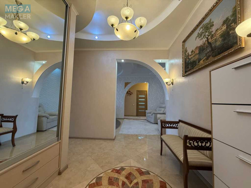 Продаж 3 кімнатної квартири (112/56/16), 16 пов. 24 пов. будинку, <a class="location-link" href="/kiev/" title="Недвижимость Київ">Київ</a>, <a class="location-link" href="/kiev/goloseevskij/" title="Недвижимость Голосіївський район">Голосіївський р-н</a>, Науки просп., 30 (изображение 24)