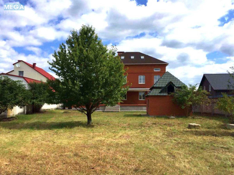 Продаж дома, 3&nbsp;поверху, 373&nbsp;кв.м, 6&nbsp;кімнат, ділянка 20&nbsp;соток, <a class="location-link" href="/krushinka/" title="Недвижимость Крушинка">Крушинка</a>, Вишневая, 7 (изображение 2)