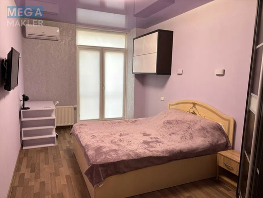 Оренда 3 кімнатної квартири, люкс, <a class="location-link" href="/kiev/" title="Недвижимость Київ">Київ</a>, <a class="location-link" href="/kiev/dneprovskij/" title="Недвижимость Дніпровський район">Дніпровський р-н</a>, вул. Регенераторна 4к5, ЖК Комфорт Таун ( <img src="https://megamakler.com.ua/metro/ff0000.gif" alt="" class="metro" /> м. Левобережная, 15-20 хв. ) (изображение 3)