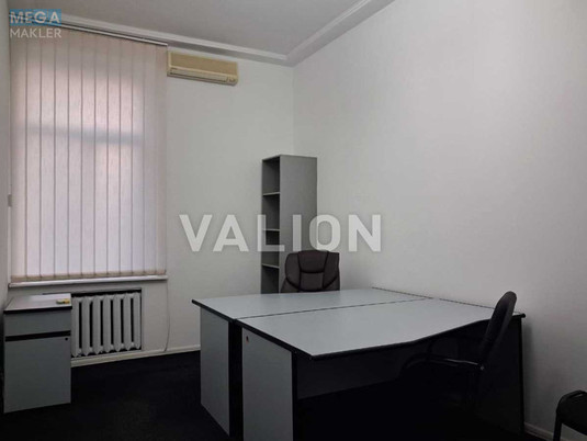 Оренда комерційної нерухомості, 80&nbsp;кв.м, под офис, <a class="location-link" href="/kiev/" title="Недвижимость Київ">Київ</a>, <a class="location-link" href="/kiev/shevchenkovskij/" title="Недвижимость Шевченківський район">Шевченківський р-н</a>, Січових Стрільців вул., 10 (изображение 8)