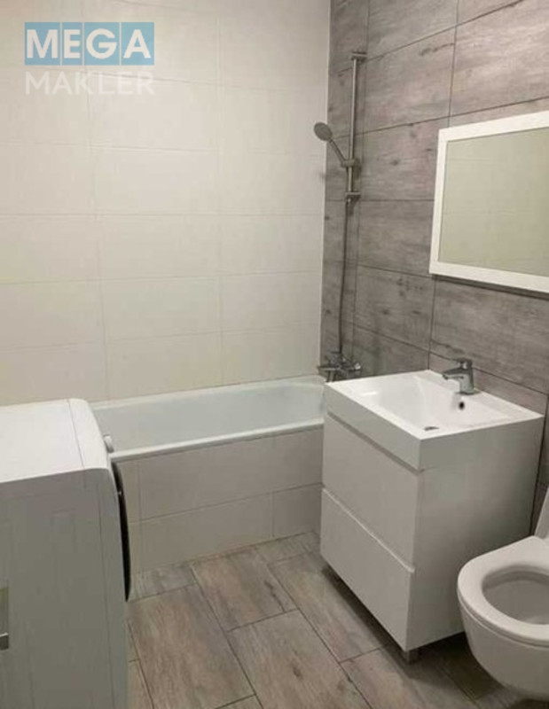 Оренда 1 кімнатної квартири, стандарт, <a class="location-link" href="/kiev/" title="Недвижимость Київ">Київ</a>, <a class="location-link" href="/kiev/darnickij/" title="Недвижимость Дарницький район">Дарницький р-н</a>, Крушельницької 15Б ( <img src="https://megamakler.com.ua/metro/00ff00.gif" alt="" class="metro" /> м. Харьковская ) (изображение 3)