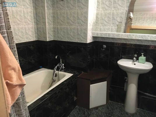 Оренда 2 кімнатної квартири, <a class="location-link" href="/kiev/" title="Недвижимость Київ">Київ</a>, <a class="location-link" href="/kiev/podolskij/" title="Недвижимость Подільський район">Подільський р-н</a>, Натальи Ужвий ул., 9 (изображение 16)