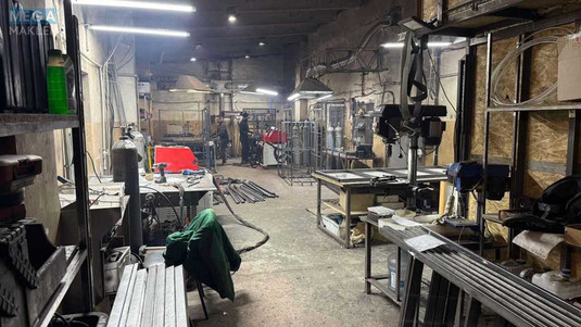 Продаж комплексу будівель та споруд, 668&nbsp;кв.м, под производство, <a class="location-link" href="/kiev/" title="Недвижимость Київ">Київ</a>, <a class="location-link" href="/kiev/desnyanskij/" title="Недвижимость Деснянський район">Деснянський р-н</a>, Віскозна вул., 3 (изображение 3)