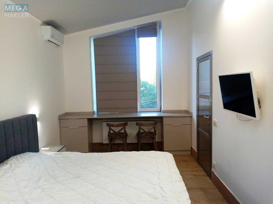 Оренда 1 кімнатної квартири, <a class="location-link" href="/kiev/" title="Недвижимость Київ">Київ</a>, <a class="location-link" href="/kiev/darnickij/" title="Недвижимость Дарницький район">Дарницький р-н</a>, 164-я Садовая ул. (изображение 2)