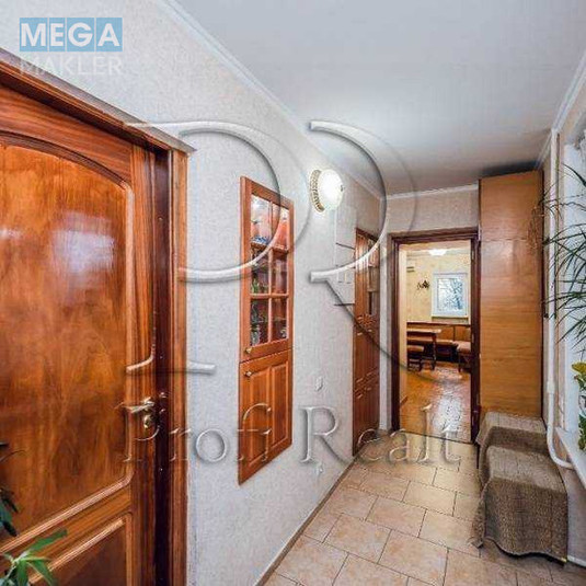 Продаж 2 кімнатної квартири (68/37/10), 4 пов. 9 пов. будинку, <a class="location-link" href="/kiev/" title="Недвижимость Київ">Київ</a>, <a class="location-link" href="/kiev/solomenskij/" title="Недвижимость Солом'янський район">Солом'янський р-н</a>, Пироговського Олександра вулиця, 6 (изображение 3)