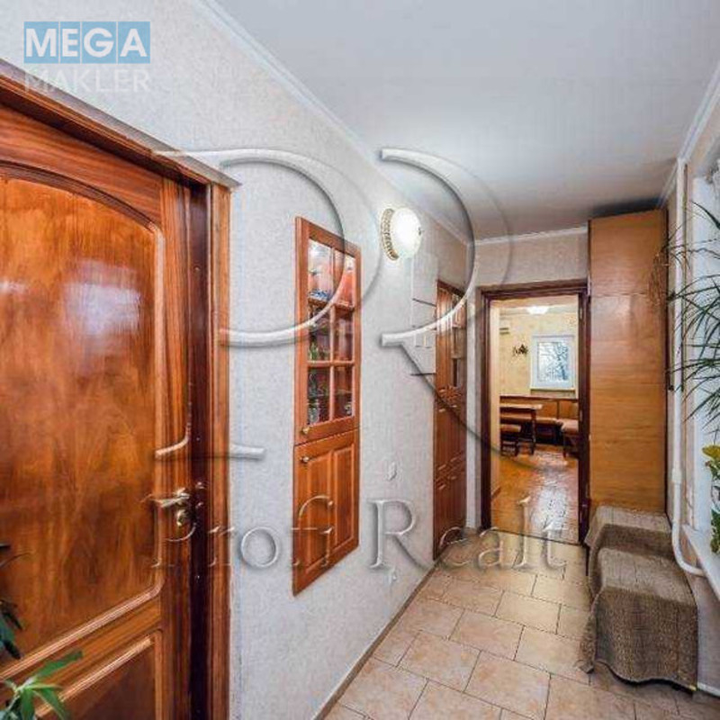 Продаж 2 кімнатної квартири (68/37/10), 4 пов. 9 пов. будинку, <a class="location-link" href="/kiev/" title="Недвижимость Київ">Київ</a>, <a class="location-link" href="/kiev/solomenskij/" title="Недвижимость Солом'янський район">Солом'янський р-н</a>, Пироговського Олександра вулиця, 6 (изображение 3)