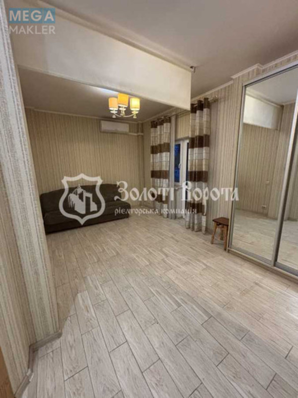 Продаж 2 кімнатної квартири (35,7/25/8), 2 пов. 3 пов. будинку, <a class="location-link" href="/kiev/" title="Недвижимость Київ">Київ</a>, <a class="location-link" href="/kiev/darnickij/" title="Недвижимость Дарницький район">Дарницький р-н</a>, 53-а Садова вул., 16а (изображение 2)