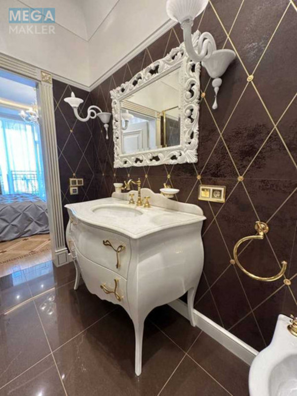 Продаж 3 кімнатної квартири (160,8/?/33,4), 16 пов. 24 пов. будинку, <a class="location-link" href="/kiev/" title="Недвижимость Київ">Київ</a>, <a class="location-link" href="/kiev/shevchenkovskij/" title="Недвижимость Шевченківський район">Шевченківський р-н</a>, Бульварно-Кудрявська вул., 21 (изображение 22)