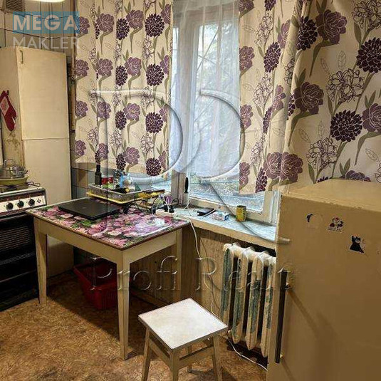 Продаж 2 кімнатної квартири (46/30/8), 1 пов. 5 пов. будинку, <a class="location-link" href="/kiev/" title="Недвижимость Київ">Київ</a>, <a class="location-link" href="/kiev/shevchenkovskij/" title="Недвижимость Шевченківський район">Шевченківський р-н</a>, Туполєва Академіка вулиця, 22А (изображение 5)