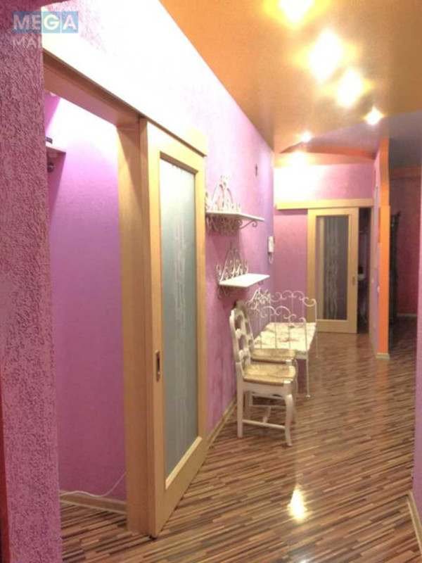 Оренда 2 кімнатної квартири, <a class="location-link" href="/kiev/" title="Недвижимость Київ">Київ</a>, <a class="location-link" href="/kiev/podolskij/" title="Недвижимость Подільський район">Подільський р-н</a>, Щекавицька вул., 30/39 (изображение 15)