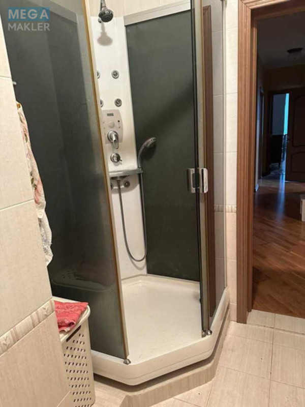 Оренда 3 кімнатної квартири, <a class="location-link" href="/kiev/" title="Недвижимость Київ">Київ</a>, <a class="location-link" href="/kiev/svyatoshinskij/" title="Недвижимость Святошинський район">Святошинський р-н</a>, Петра Чаадаєва вул., 2 (изображение 15)