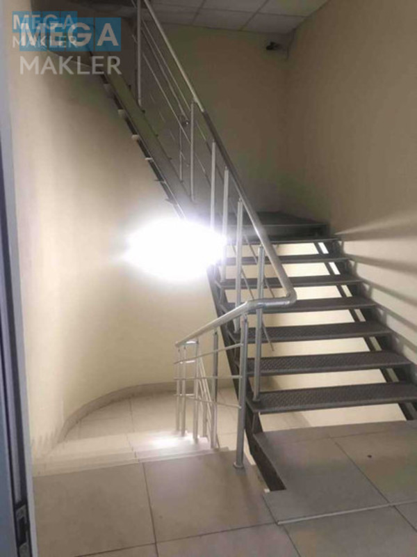 Оренда комерційної нерухомості, 277,60&nbsp;кв.м, под офис, <a class="location-link" href="/rovno/" title="Недвижимость Рівне">Рівне</a>, Петра Полтави, 1а (изображение 34)