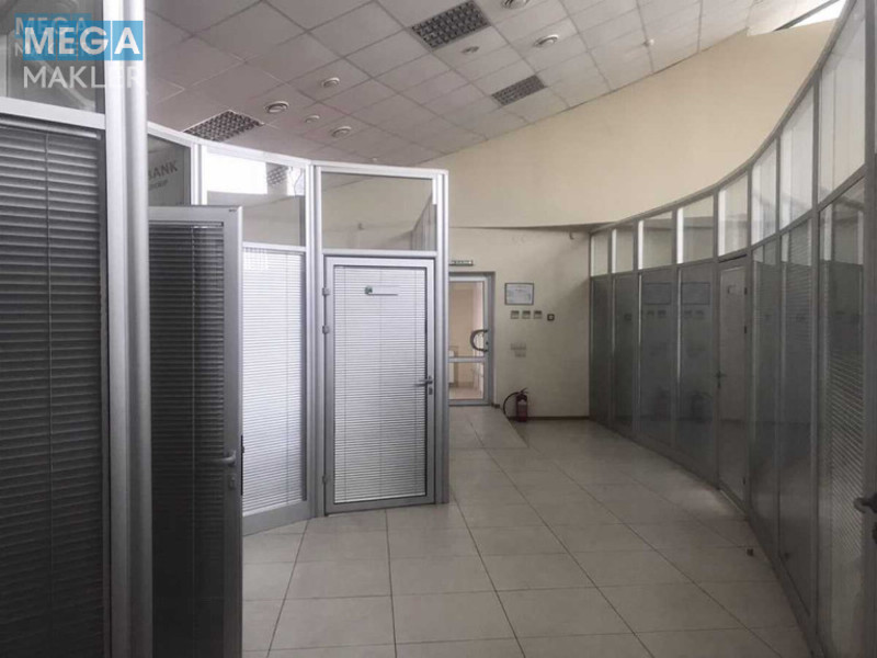 Оренда комерційної нерухомості, 277,60&nbsp;кв.м, под офис, <a class="location-link" href="/rovno/" title="Недвижимость Рівне">Рівне</a>, Петра Полтави, 1а (изображение 40)