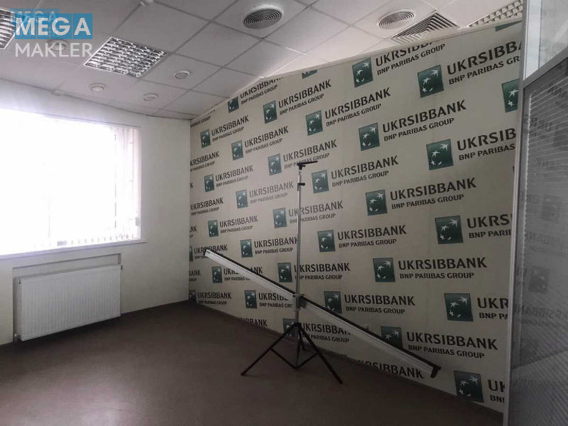 Оренда комерційної нерухомості, 277,60&nbsp;кв.м, под офис, <a class="location-link" href="/rovno/" title="Недвижимость Рівне">Рівне</a>, Петра Полтави, 1а (изображение 41)