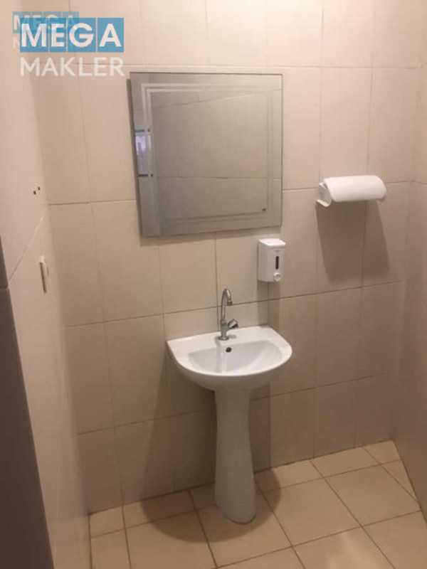 Оренда комерційної нерухомості, 277,60&nbsp;кв.м, под офис, <a class="location-link" href="/rovno/" title="Недвижимость Рівне">Рівне</a>, Петра Полтави, 1а (изображение 49)