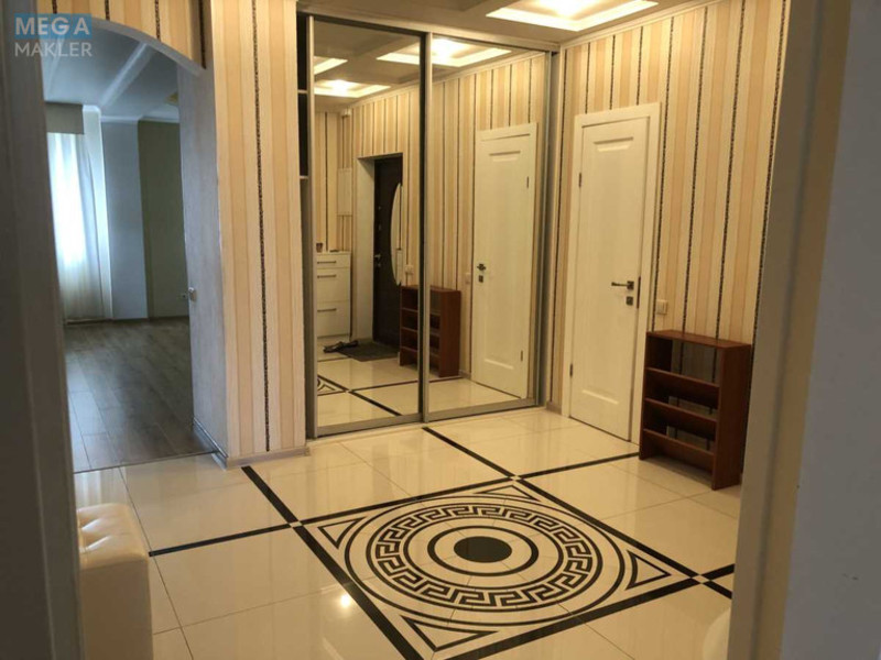 Оренда 3 кімнатної квартири, <a class="location-link" href="/kiev/" title="Недвижимость Київ">Київ</a>, <a class="location-link" href="/kiev/darnickij/" title="Недвижимость Дарницький район">Дарницький р-н</a>, Петра Григоренко просп., 23 (изображение 23)