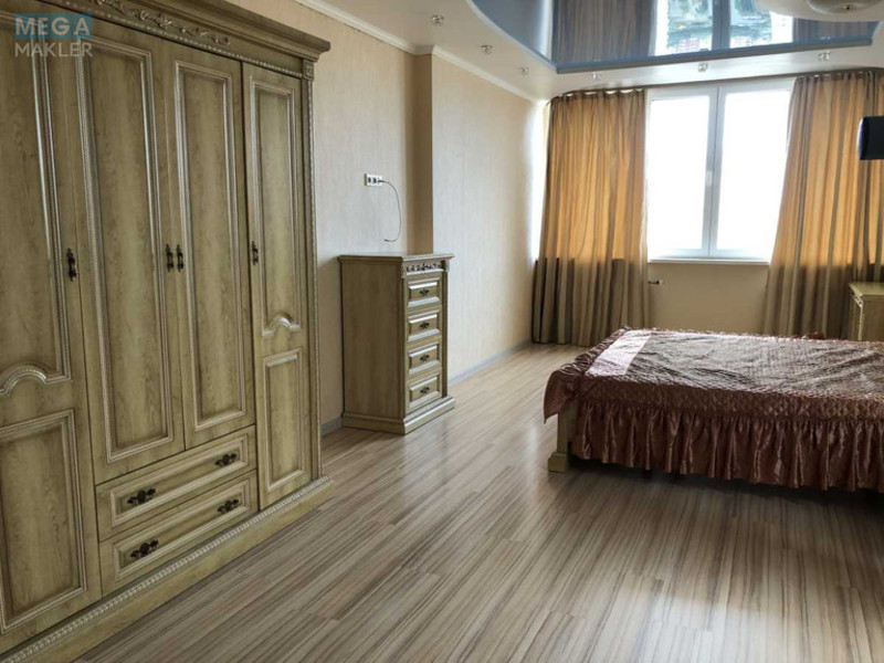 Оренда 3 кімнатної квартири, <a class="location-link" href="/kiev/" title="Недвижимость Київ">Київ</a>, <a class="location-link" href="/kiev/darnickij/" title="Недвижимость Дарницький район">Дарницький р-н</a>, Петра Григоренко просп., 23 (изображение 32)