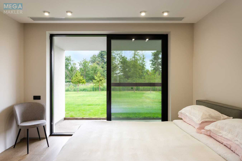 Продаж дома, 1&nbsp; поверх, 265&nbsp;кв.м, 4&nbsp;кімнати, ділянка 30&nbsp;соток, <a class="location-link" href="/novye-bezradichi/" title="Недвижимость Нові Безрадичі">Нові Безрадичі</a>, Нова (изображение 12)