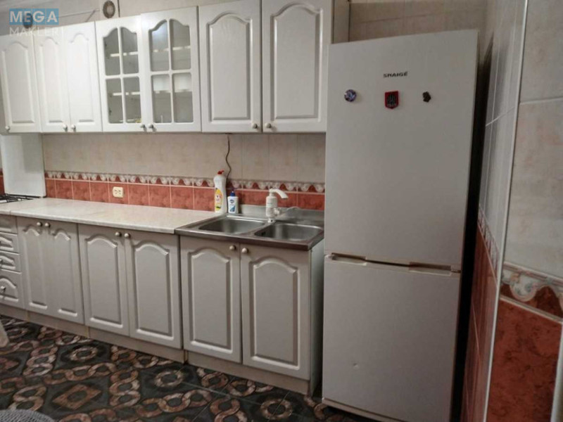 Продаж 3 кімнатної квартири (58/36/8), 9 пов. 9 пов. будинку, <a class="location-link" href="/kiev/" title="Недвижимость Київ">Київ</a>, <a class="location-link" href="/kiev/svyatoshinskij/" title="Недвижимость Святошинський район">Святошинський р-н</a>, Зодчих вул., 78 (изображение 2)