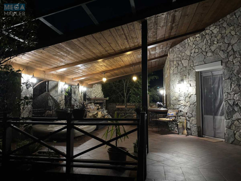 Продаж дома, 2&nbsp;поверху, 186&nbsp;кв.м, 4&nbsp;кімнати, ділянка 20&nbsp;соток, <a class="location-link" href="/vishenki-selo-kv/" title="Недвижимость Вишеньки">Вишеньки</a>, Южная (изображение 25)